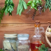 Herbs for Everyday Living Online